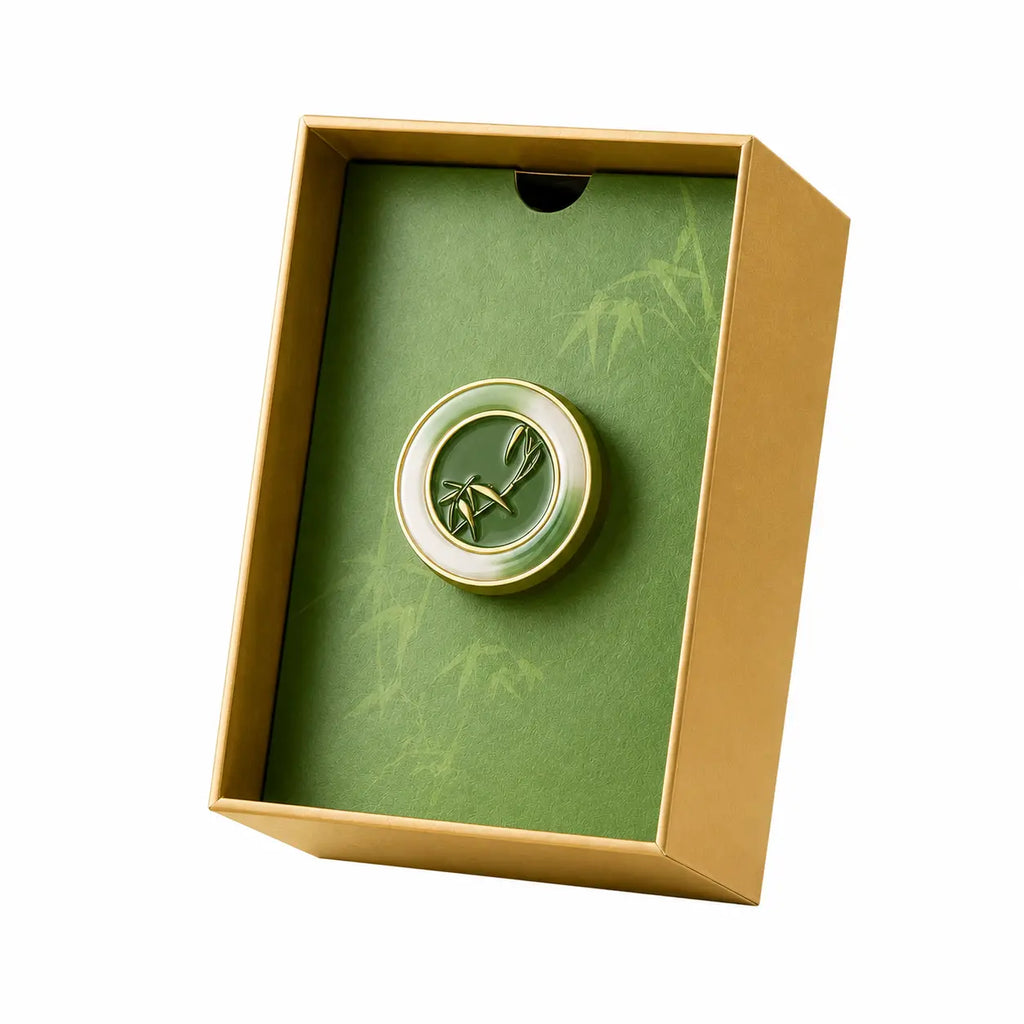 Magnetic Car Air Freshener – Elegant Vent Clip Diffuser